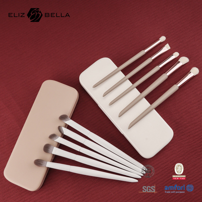 মিনি ট্রাভেল মেকআপ ব্রাশ সেট ₹ 5PCS মুখ ও চোখের জন্য ভেগান ও নিষ্ঠুরতা মুক্ত কসমেটিক ব্রাশ